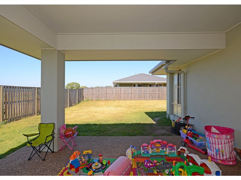 13 Parkhill Avenue, Wondunna QLD 4655