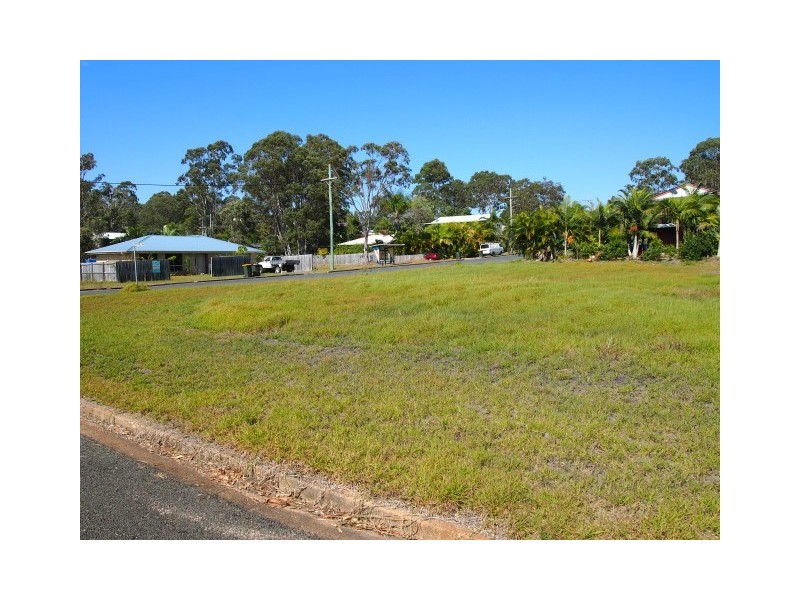 12 Sandpiper Street, River Heads QLD 4655