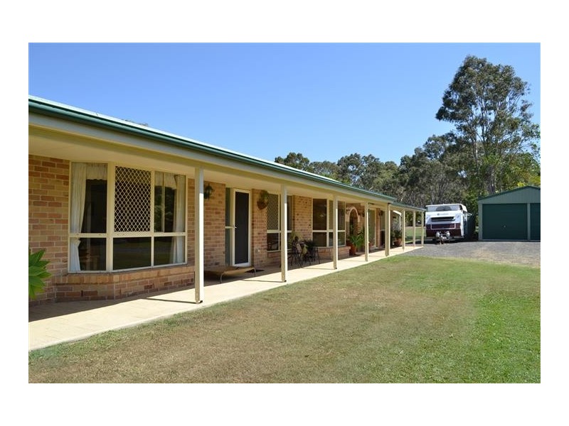104 Seaview Drive, Booral QLD 4655