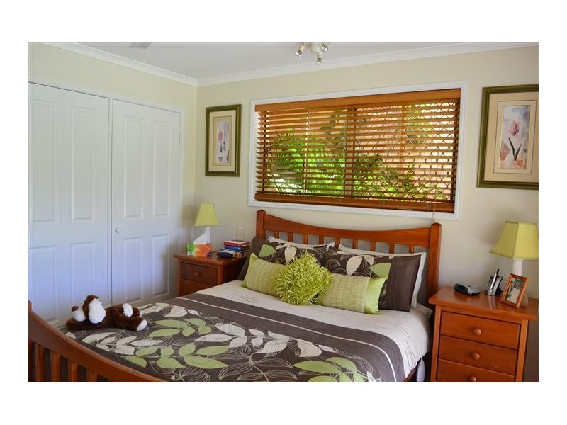 104 Seaview Drive, Booral QLD 4655