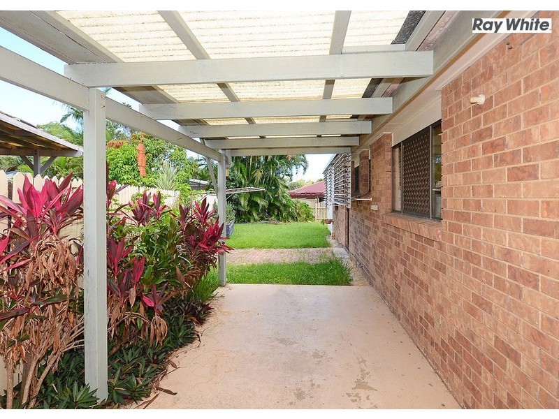 19 Greenway Drive, Pialba QLD 4655
