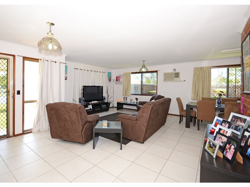 19 Barilba St, Scarness QLD 4655