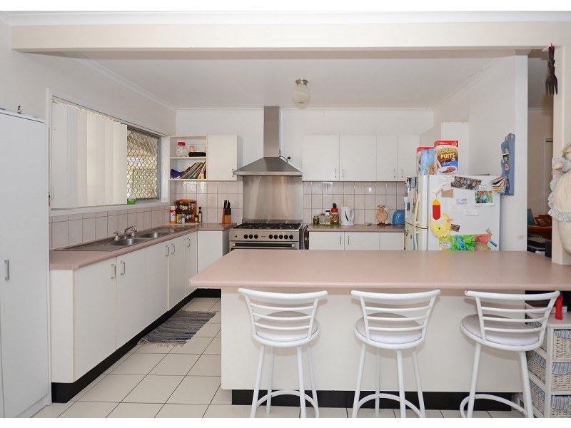 85 Seaview Drive, Booral QLD 4655