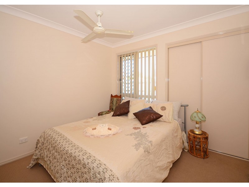 136 Emerald Park Way, Urangan QLD 4655