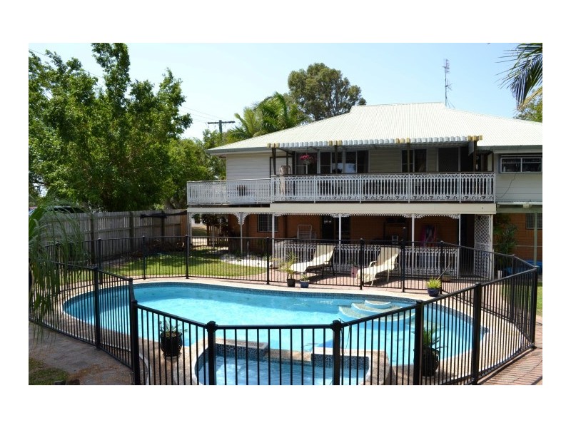 218 Esplanade, Pialba QLD 4655