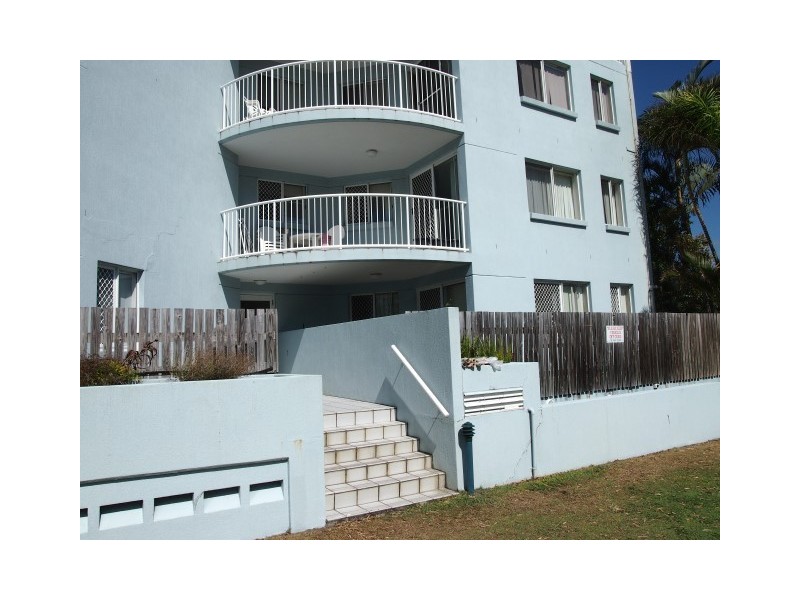 4/458 Esplanade, Torquay QLD 4655