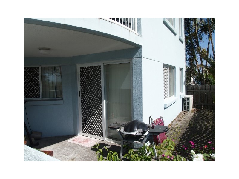 4/458 Esplanade, Torquay QLD 4655