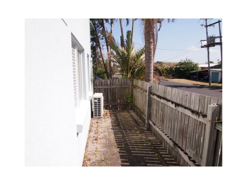 4/458 Esplanade, Torquay QLD 4655