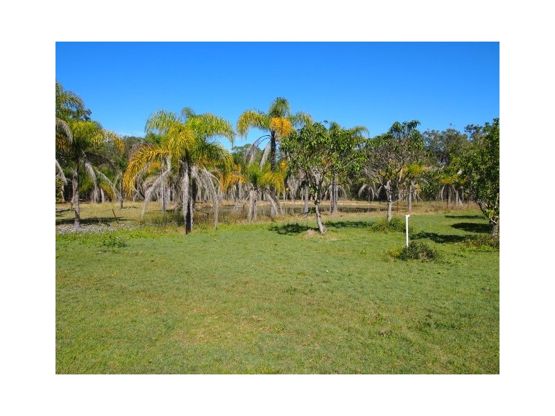 45 Shore Road West, Booral QLD 4655