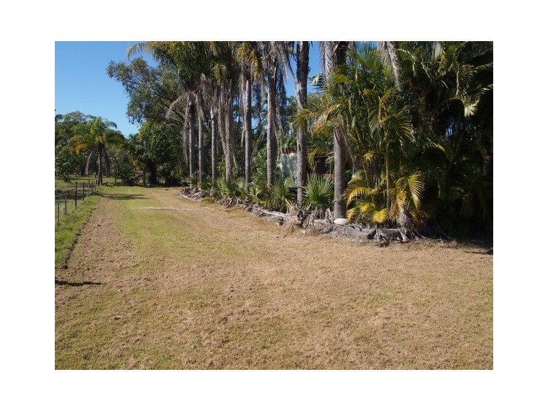 45 Shore Road West, Booral QLD 4655