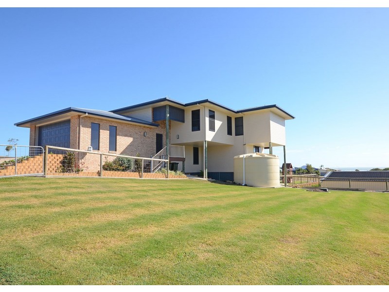 55 Mal Campbell Drive, Craignish QLD 4655