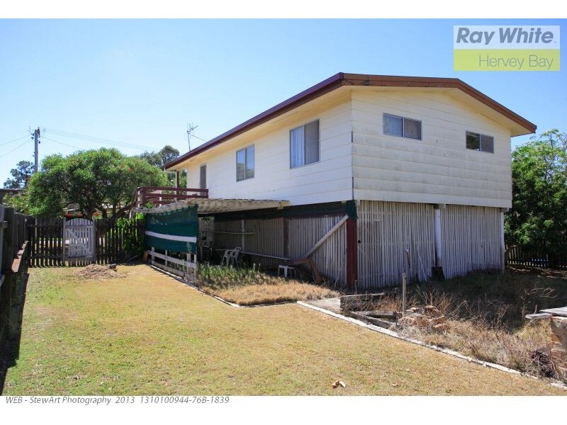 16 Hayworth Street, Point Vernon QLD 4655