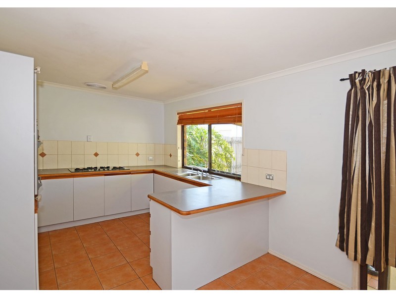 5 Bruce Street, Torquay QLD 4655