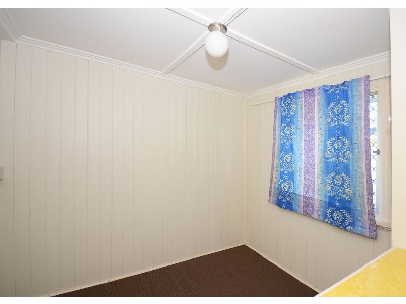 31 Beach Road, Pialba QLD 4655