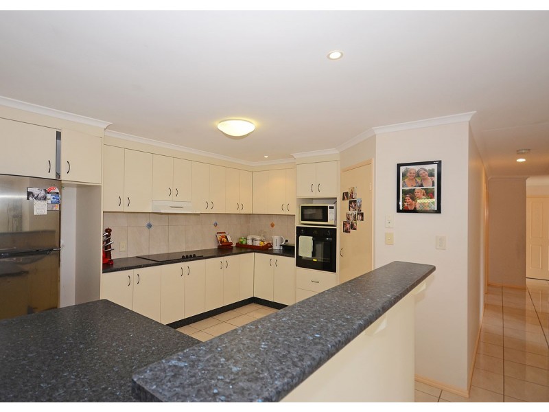 19 Heather Way, Urraween QLD 4655