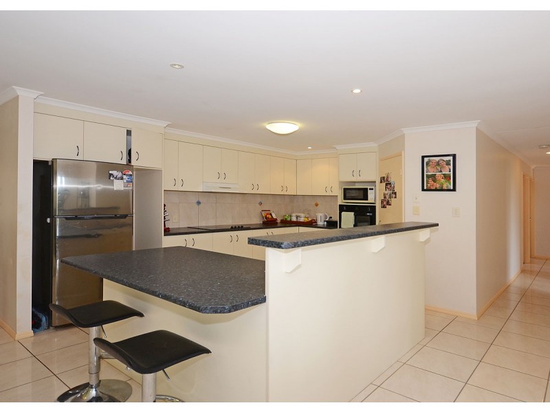 19 Heather Way, Urraween QLD 4655