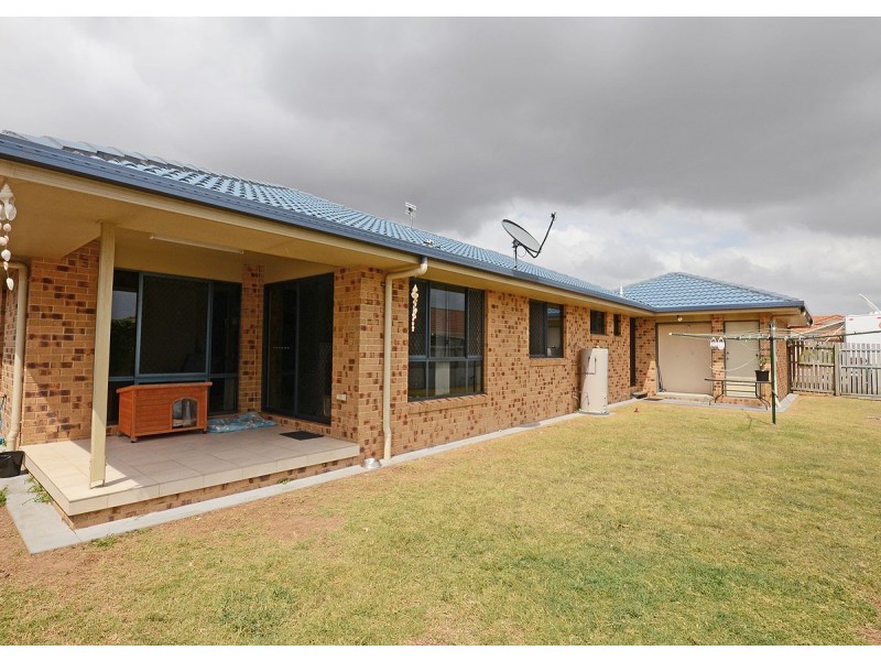 19 Heather Way, Urraween QLD 4655