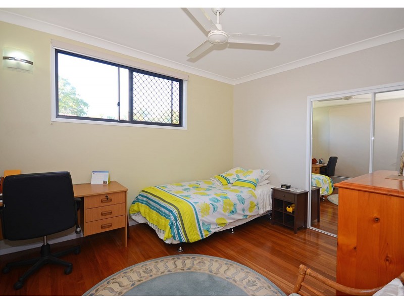 44 Honiton Street, Torquay QLD 4655