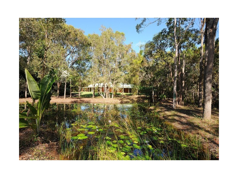 34 Senor Avenue, Urangan QLD 4655