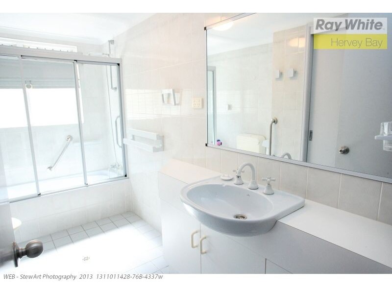 1/438 Esplanade “Villa Venezia”, Torquay QLD 4655