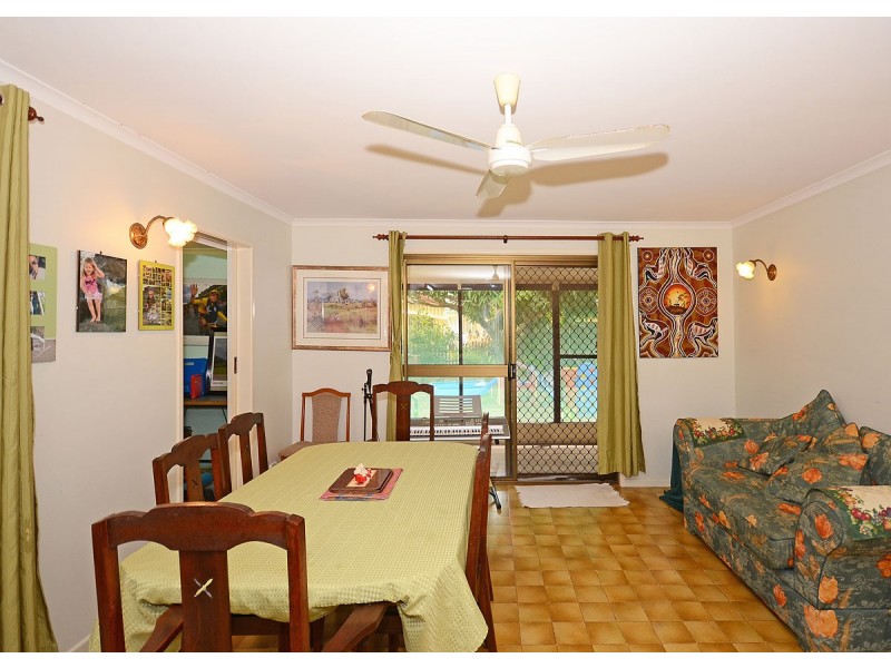 16 Paul Drive, Point Vernon QLD 4655