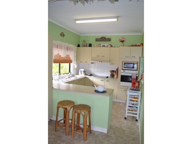 18 Fraser Drive, River Heads QLD 4655