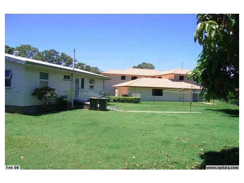 42 Esplanade, Point Vernon QLD 4655