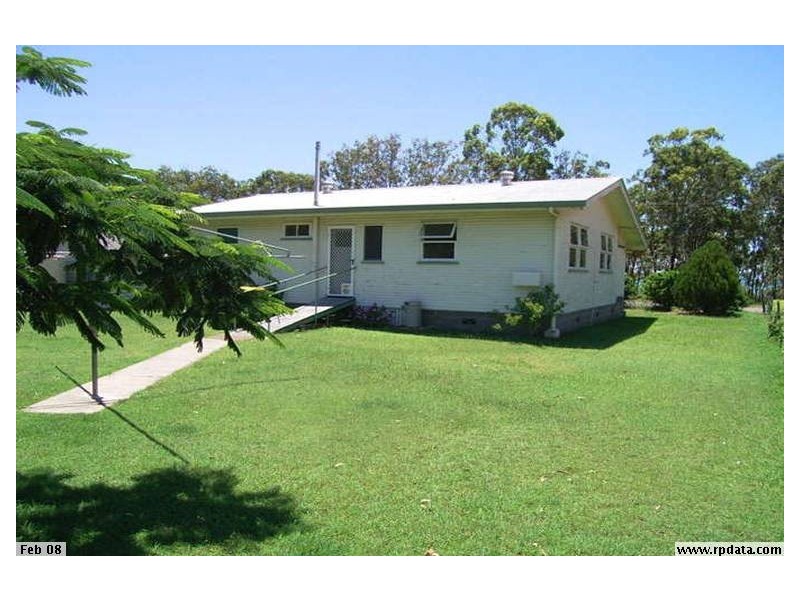 42 Esplanade, Point Vernon QLD 4655