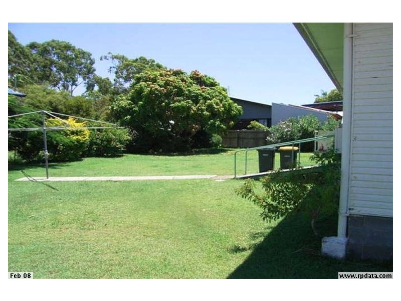 42 Esplanade, Point Vernon QLD 4655