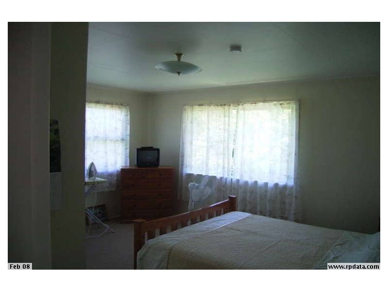 42 Esplanade, Point Vernon QLD 4655