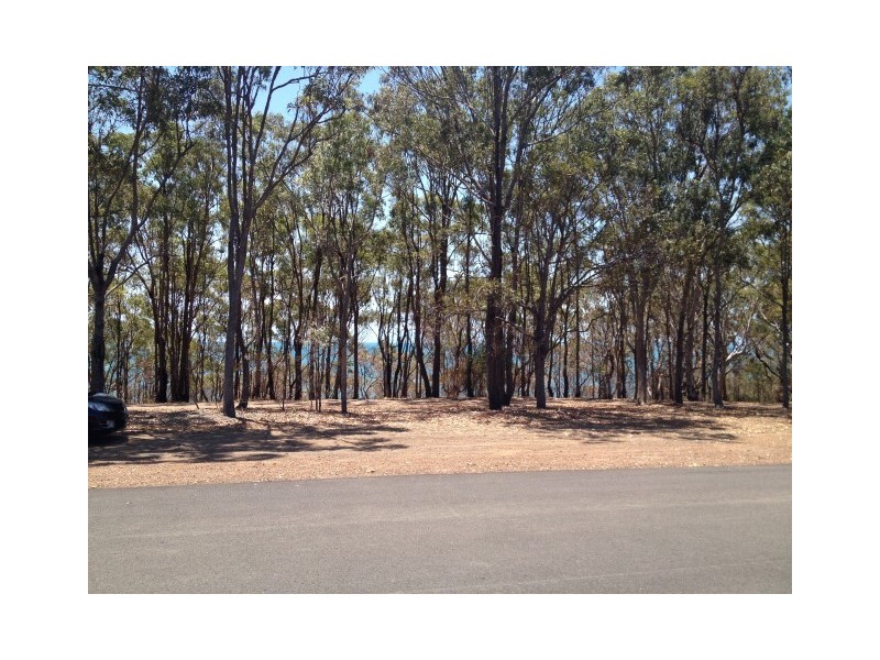 42 Esplanade, Point Vernon QLD 4655