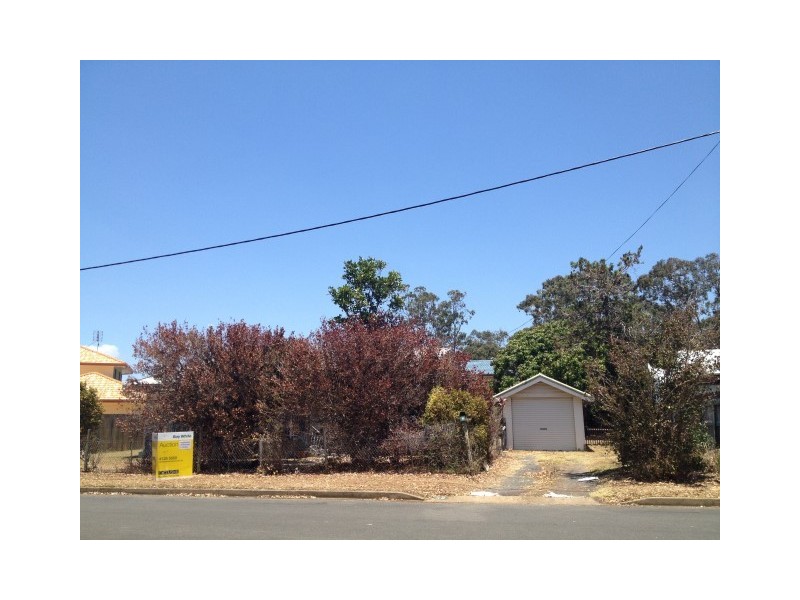 42 Esplanade, Point Vernon QLD 4655