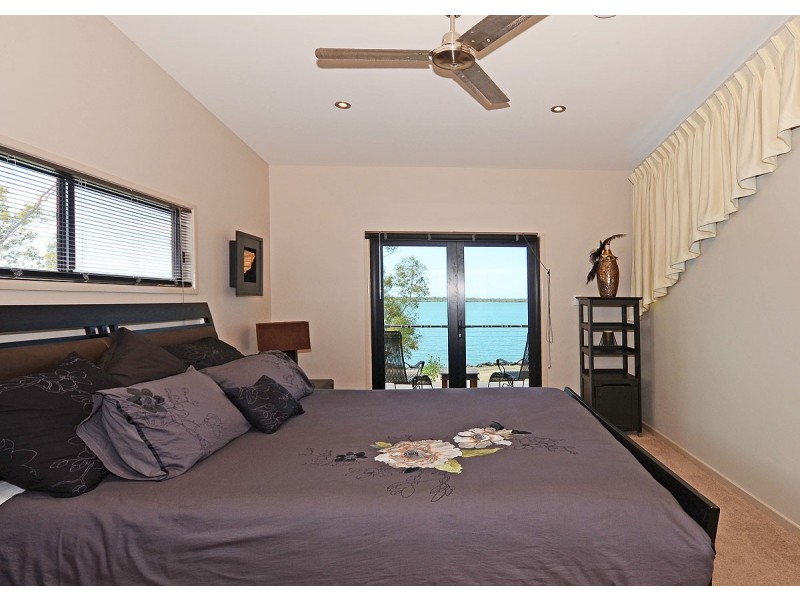 2 Burrum Street, Burrum Heads QLD 4659