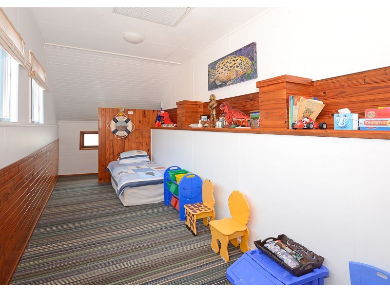 2 Burrum Street, Burrum Heads QLD 4659