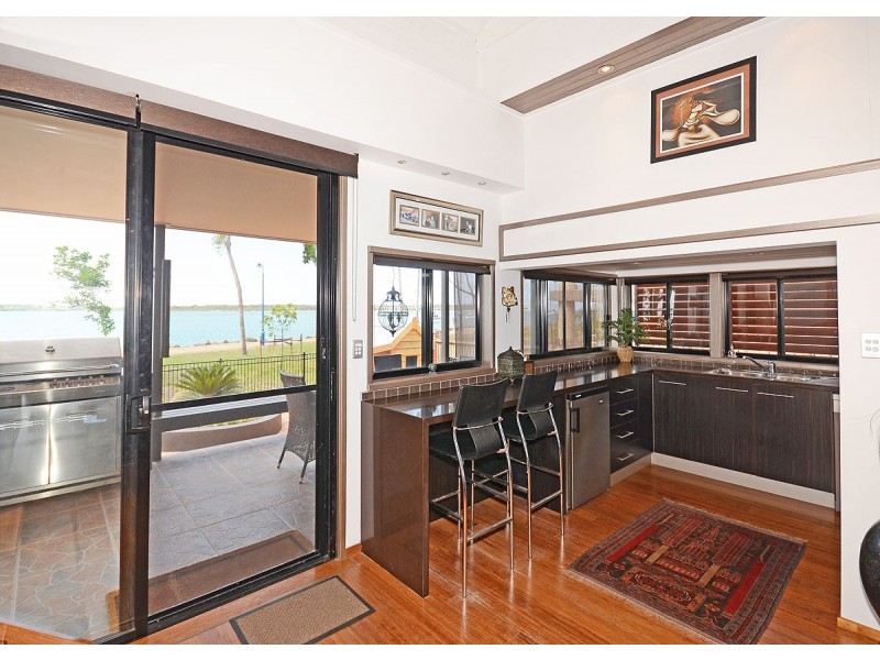 2 Burrum Street, Burrum Heads QLD 4659