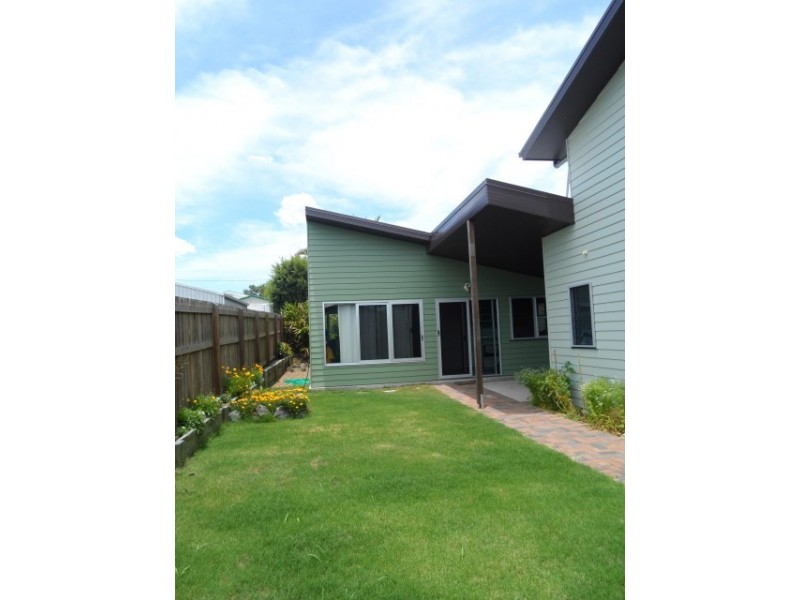 43B EAST ST, Scarness QLD 4655