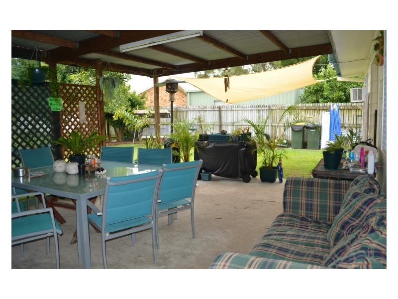 8 Maple Street, Pialba QLD 4655