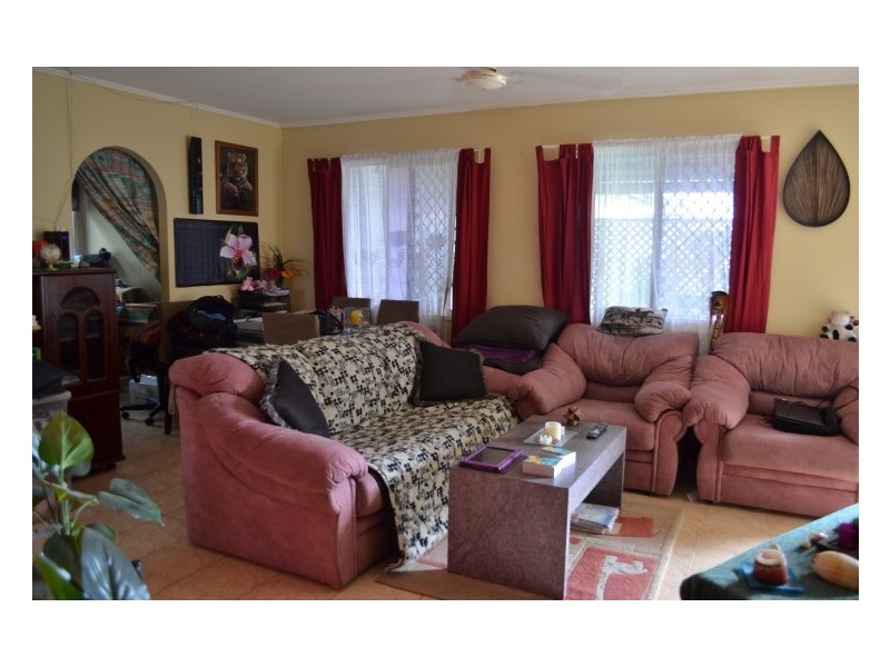 8 Maple Street, Pialba QLD 4655