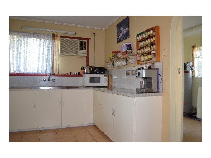 8 Maple Street, Pialba QLD 4655
