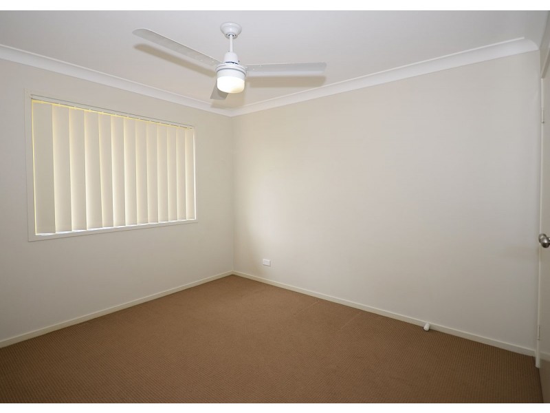 10 Steel Street, Nikenbah QLD 4655