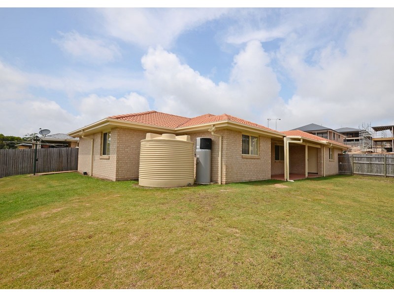 10 Steel Street, Nikenbah QLD 4655