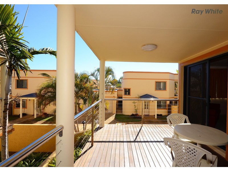 8/33 Elizabeth Street, Urangan QLD 4655