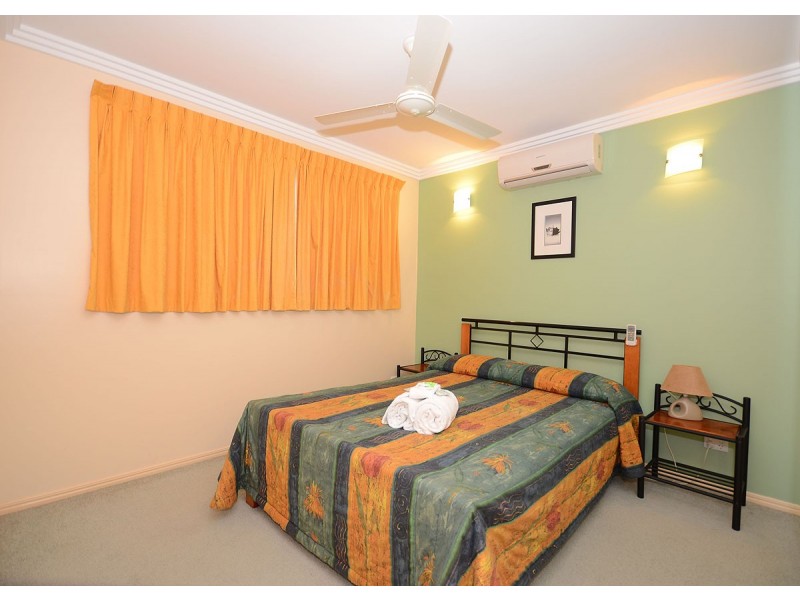 8/33 Elizabeth Street, Urangan QLD 4655