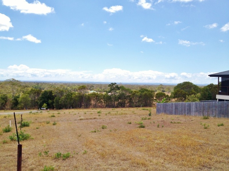 11 Sandy View Drive, Nikenbah QLD 4655