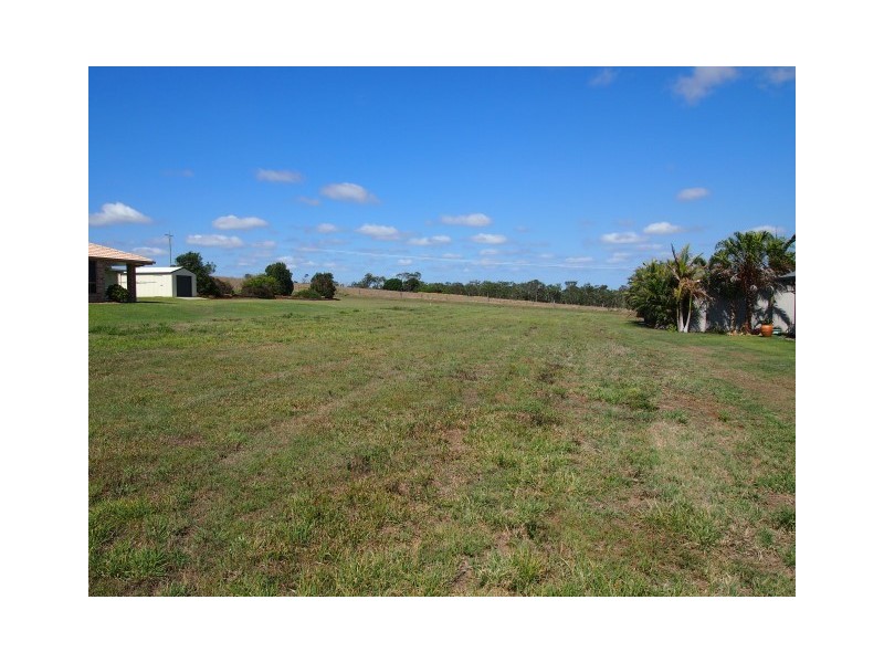 34 Windjammer Circuit, River Heads QLD 4655