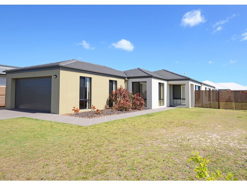 1 Fishburn Way, Eli Waters QLD 4655