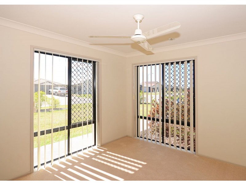 1 Fishburn Way, Eli Waters QLD 4655