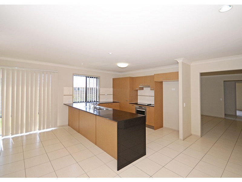 1 Fishburn Way, Eli Waters QLD 4655