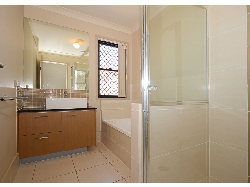 1 Fishburn Way, Hervey Bay QLD 4655