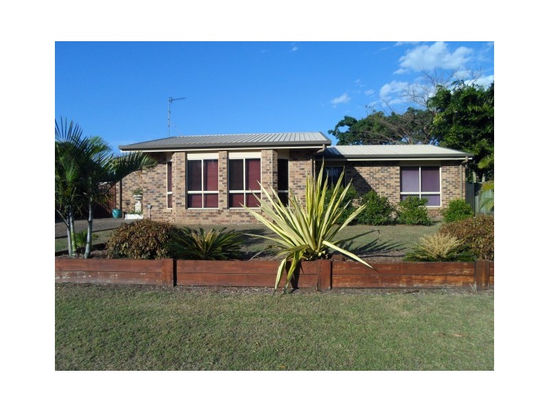 30 Fairway Drive, Urraween QLD 4655